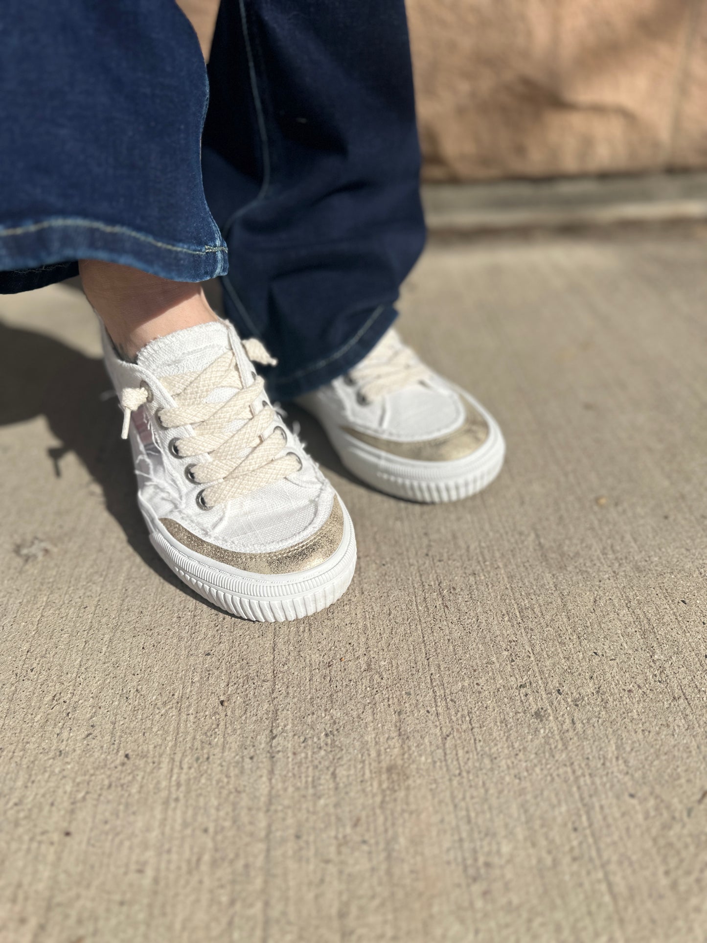 Multi Cozumel Sneaker