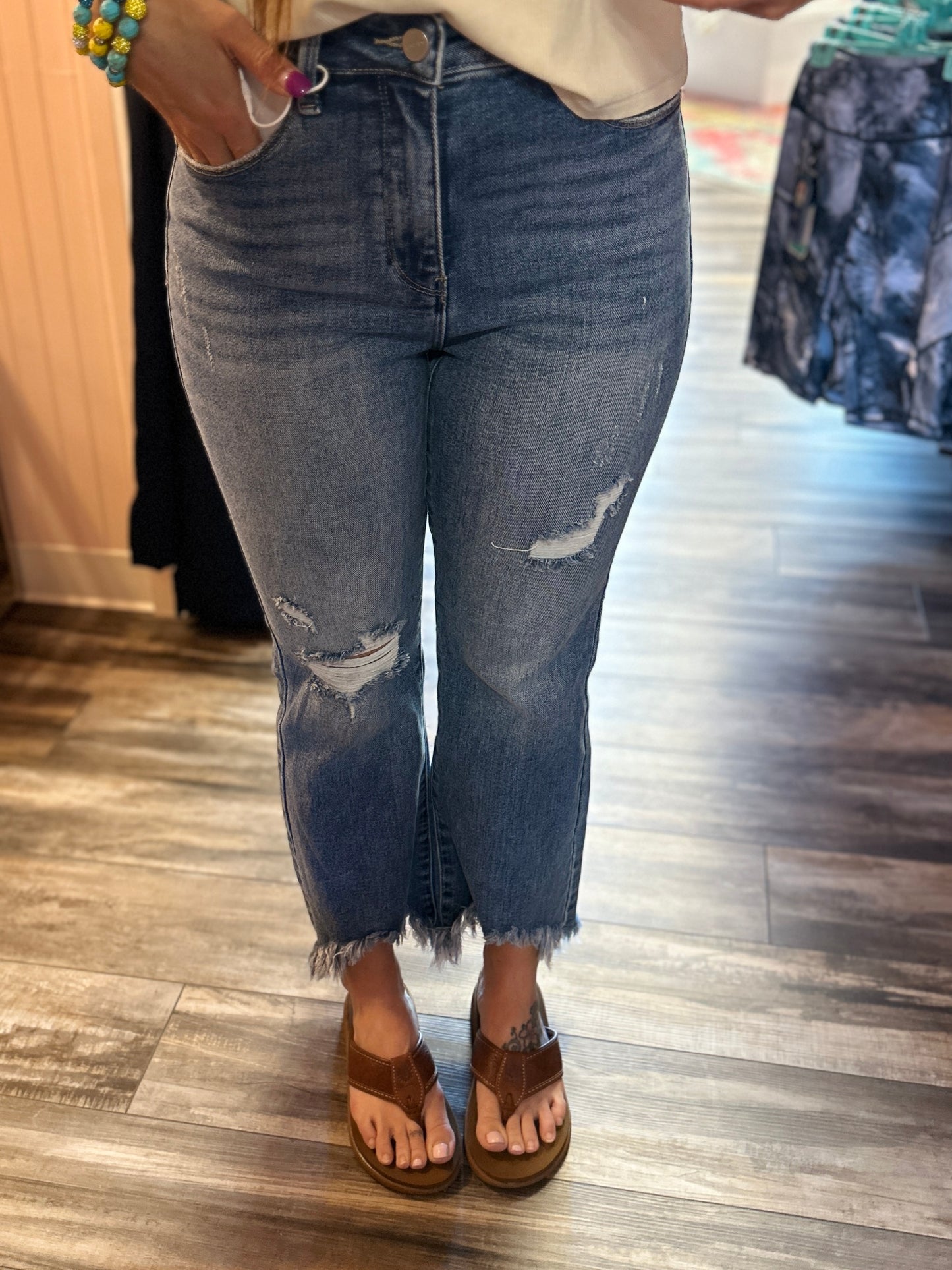 Cropped Kendra Frayed Jeans