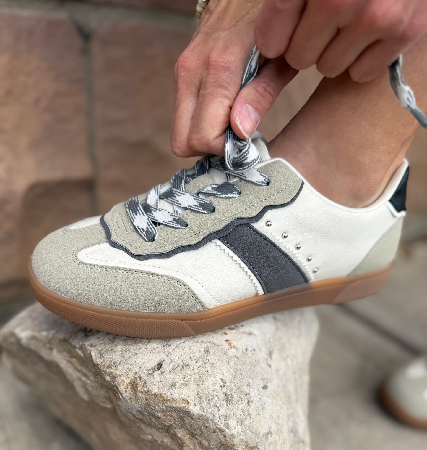 Tastic Sneakers