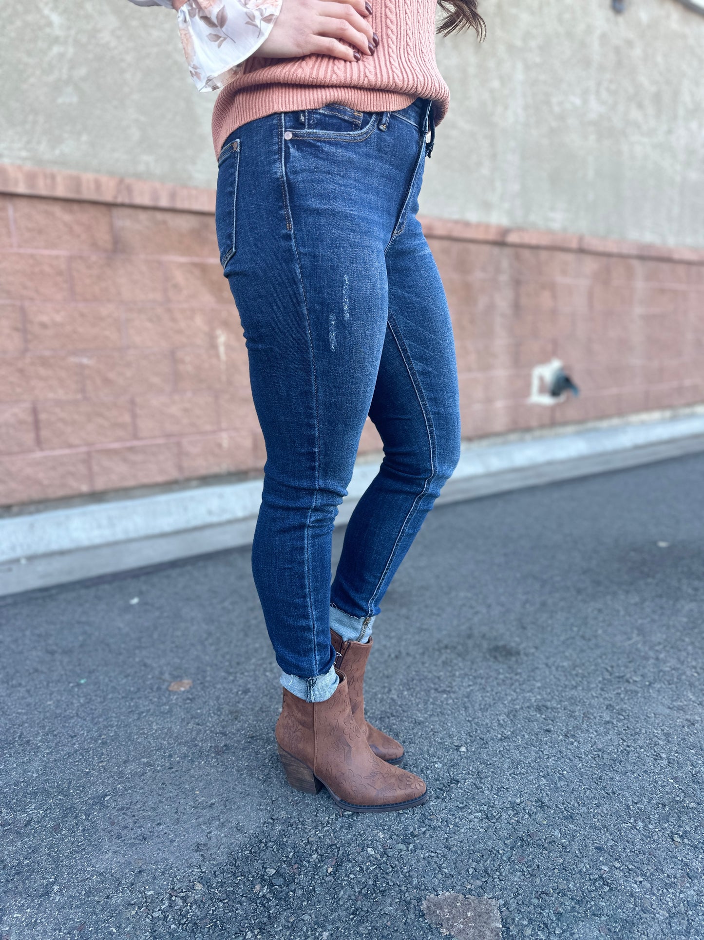 Straight Leg "Julia" Jeans