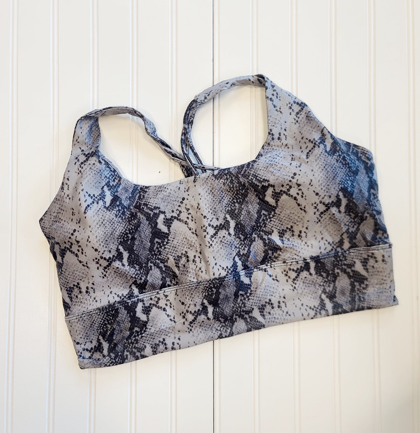 Criss Cross Sports Bra in Snake-Plus