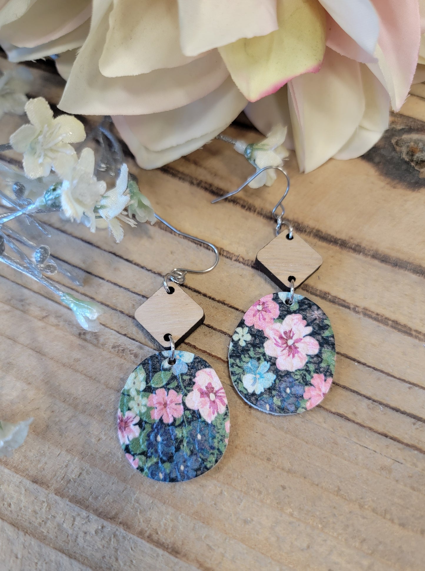 White Oak Floral Earrings