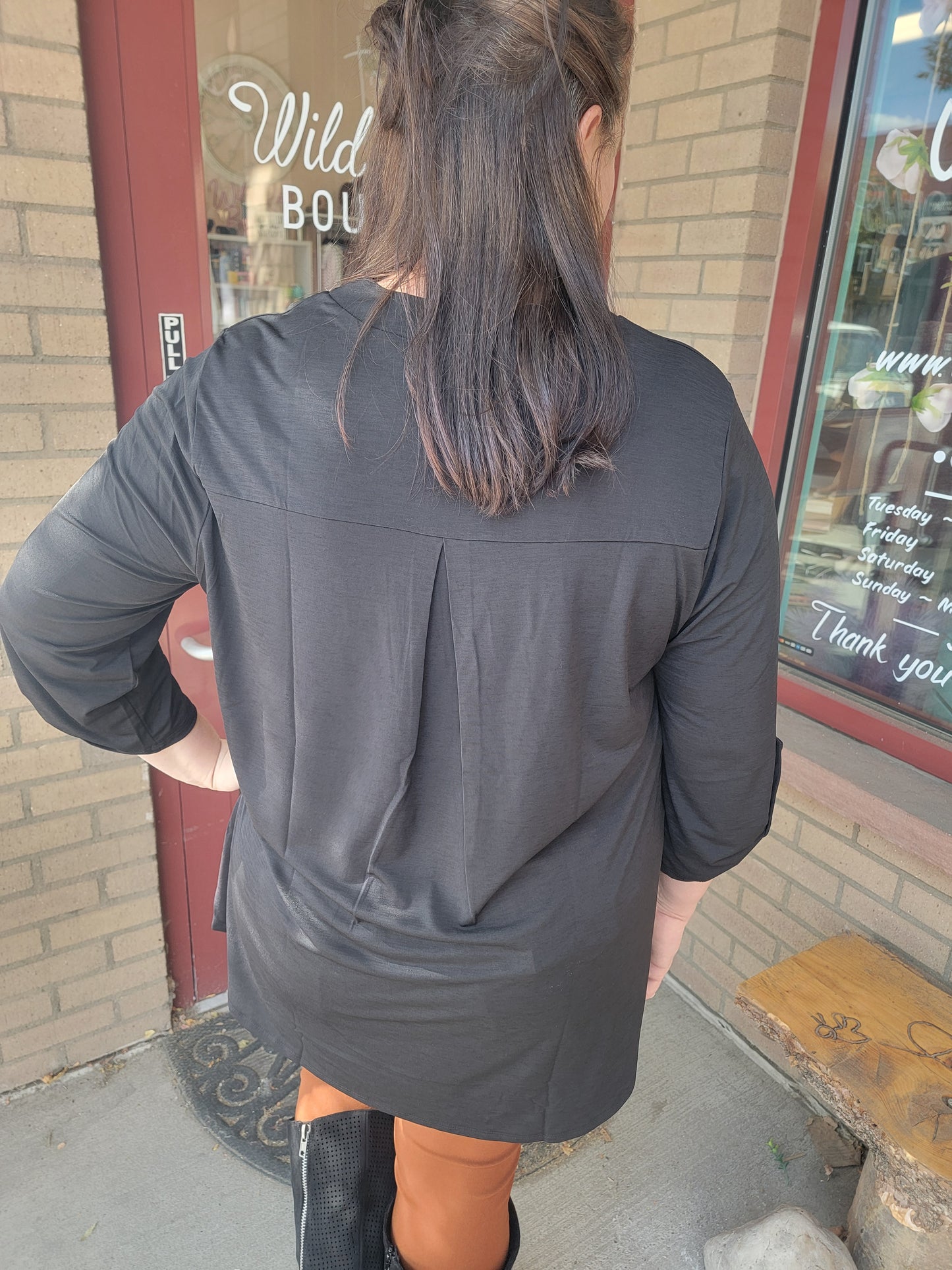 Solid Black 3/4 Sleeve Blouse