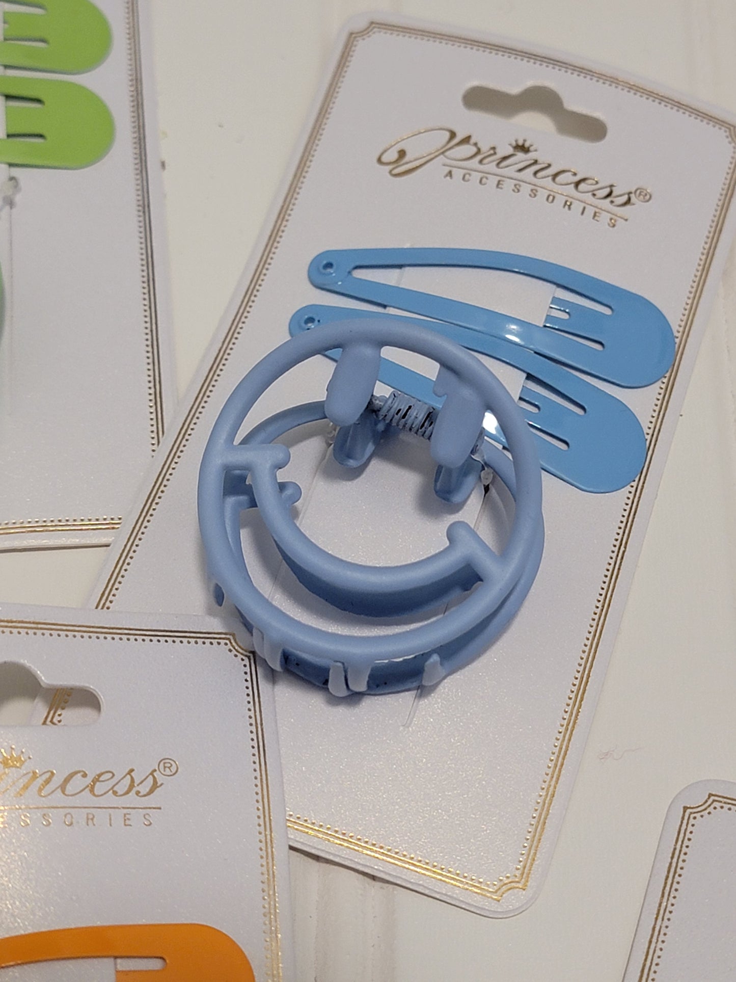 Smiley Face & Snap Clip Set