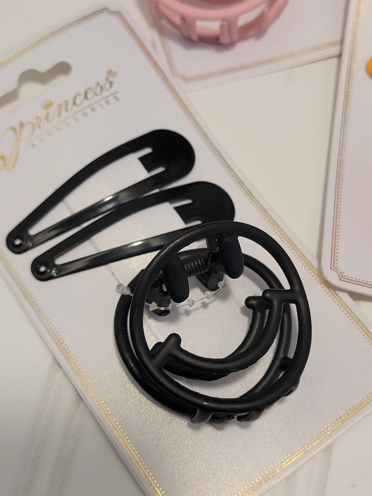 Smiley Face & Snap Clip Set