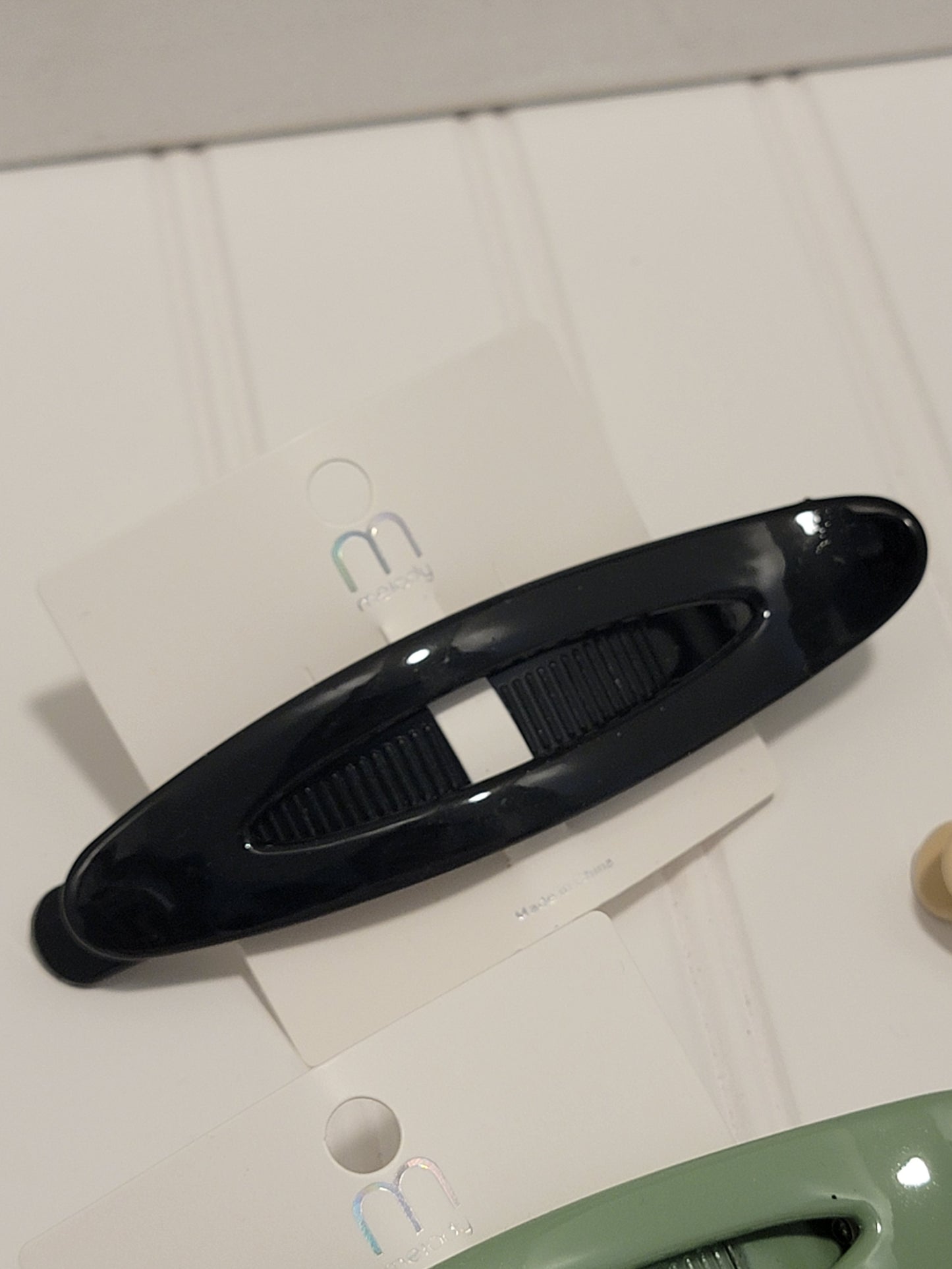 Oval Fish Hair Clip