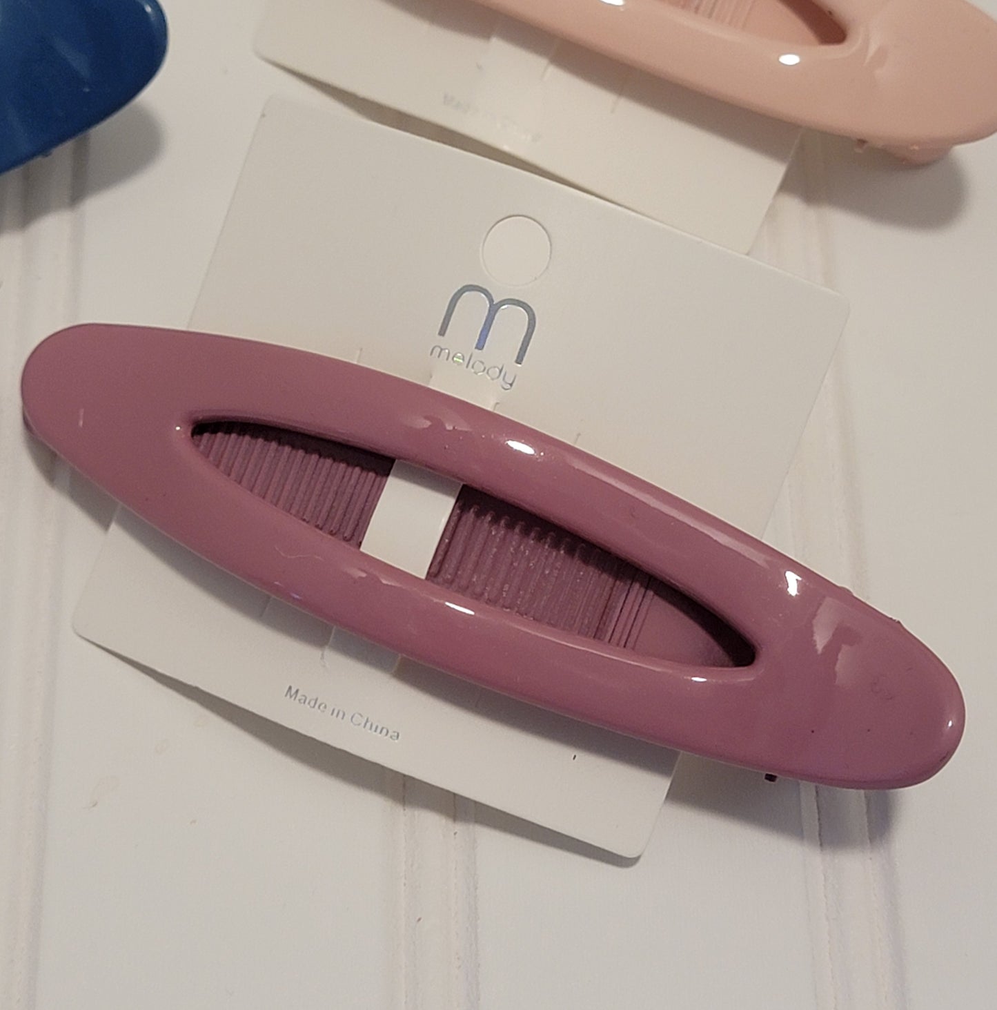 Oval Fish Hair Clip