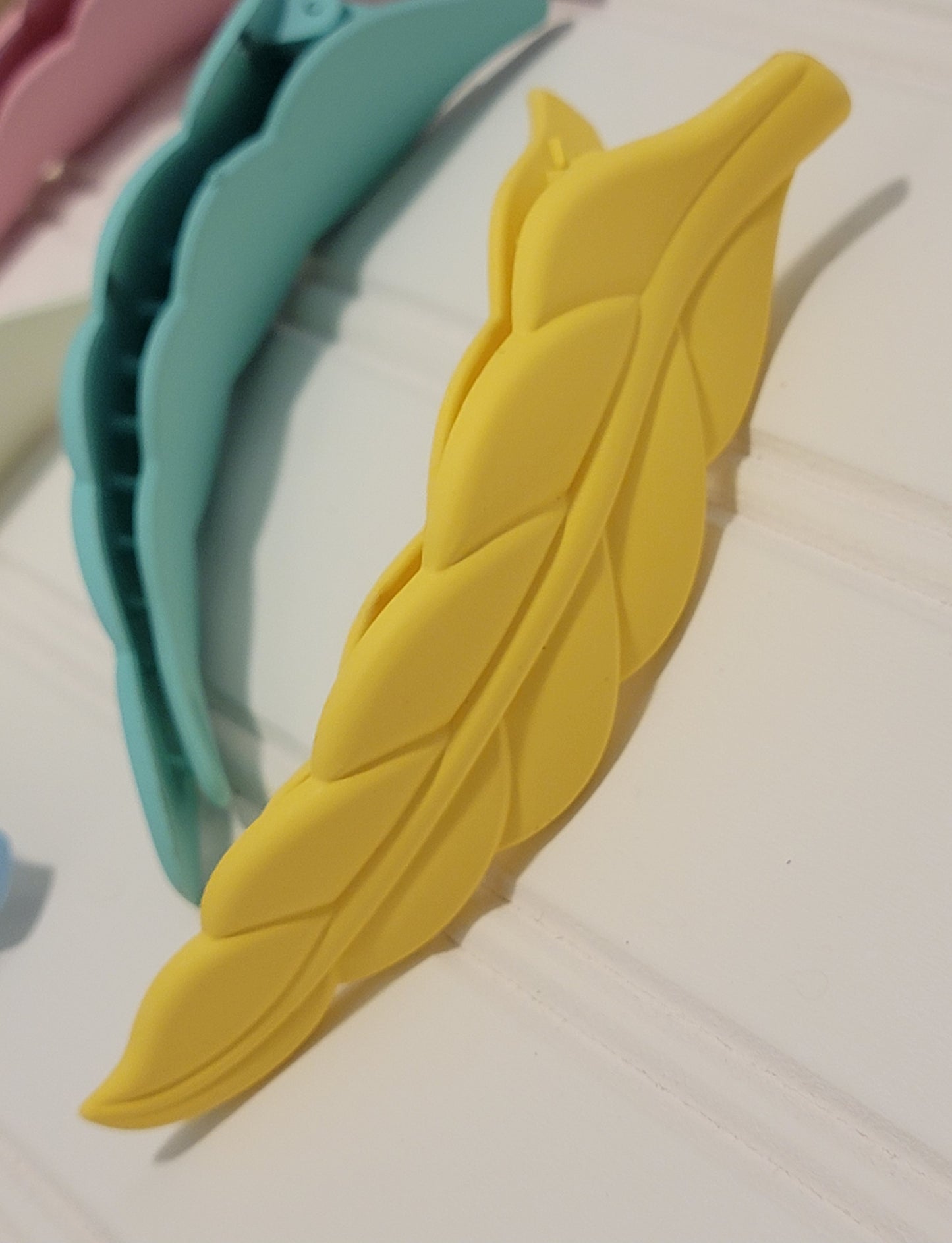 Matte Leaf Hair Clip