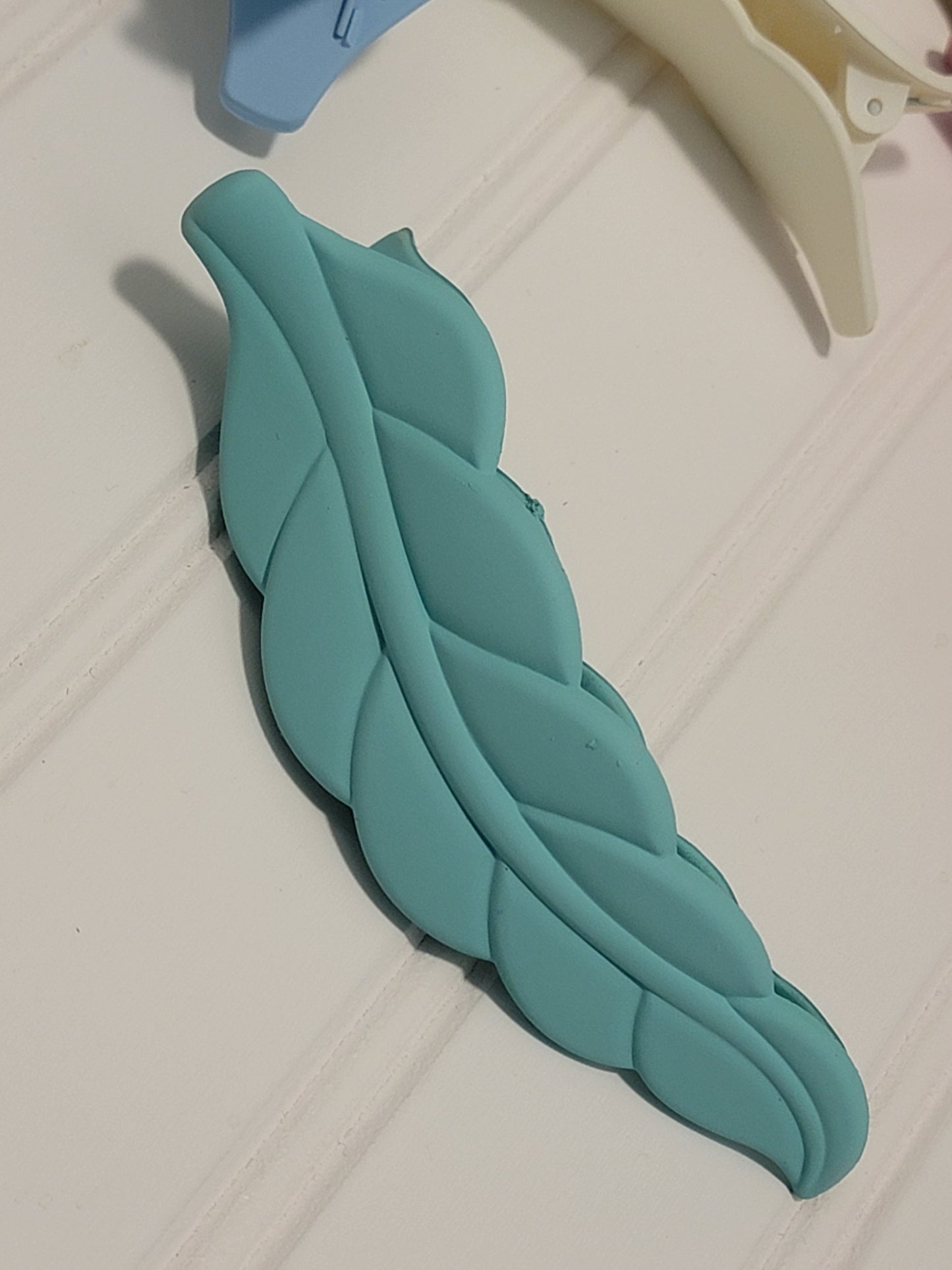 Matte Leaf Hair Clip