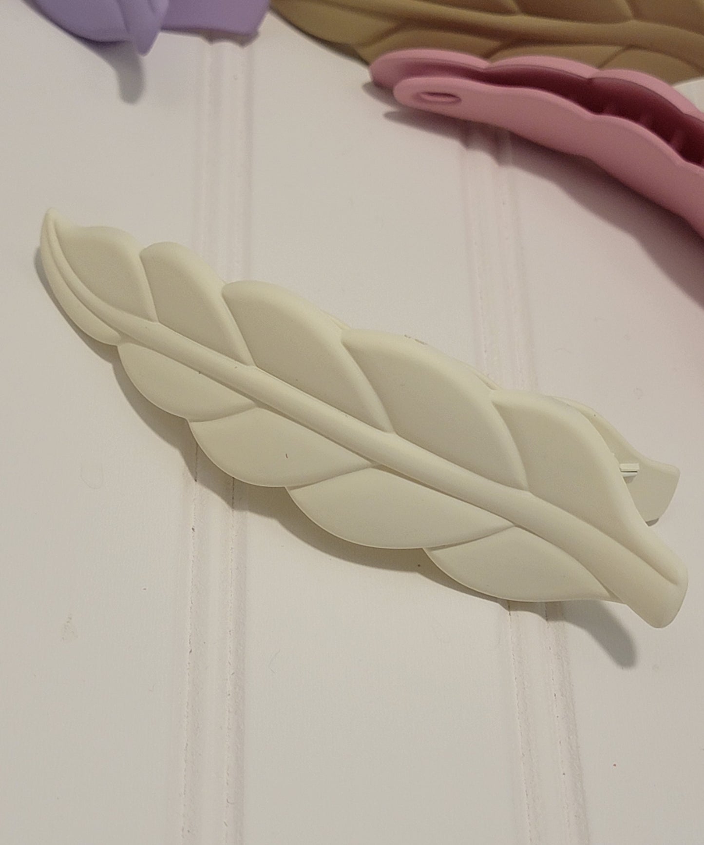 Matte Leaf Hair Clip