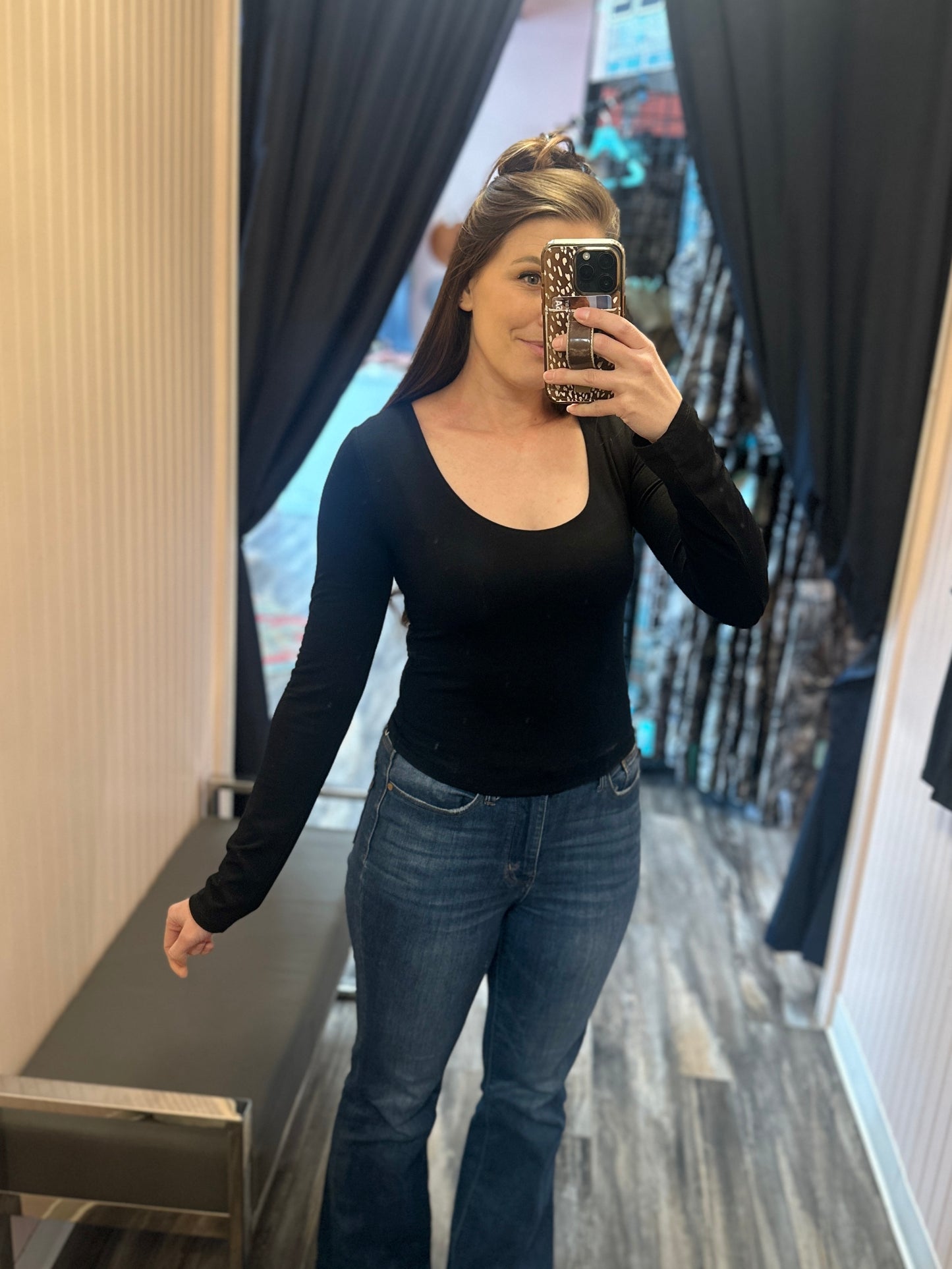 Solid Cropped Scoop Neck Long Sleeve