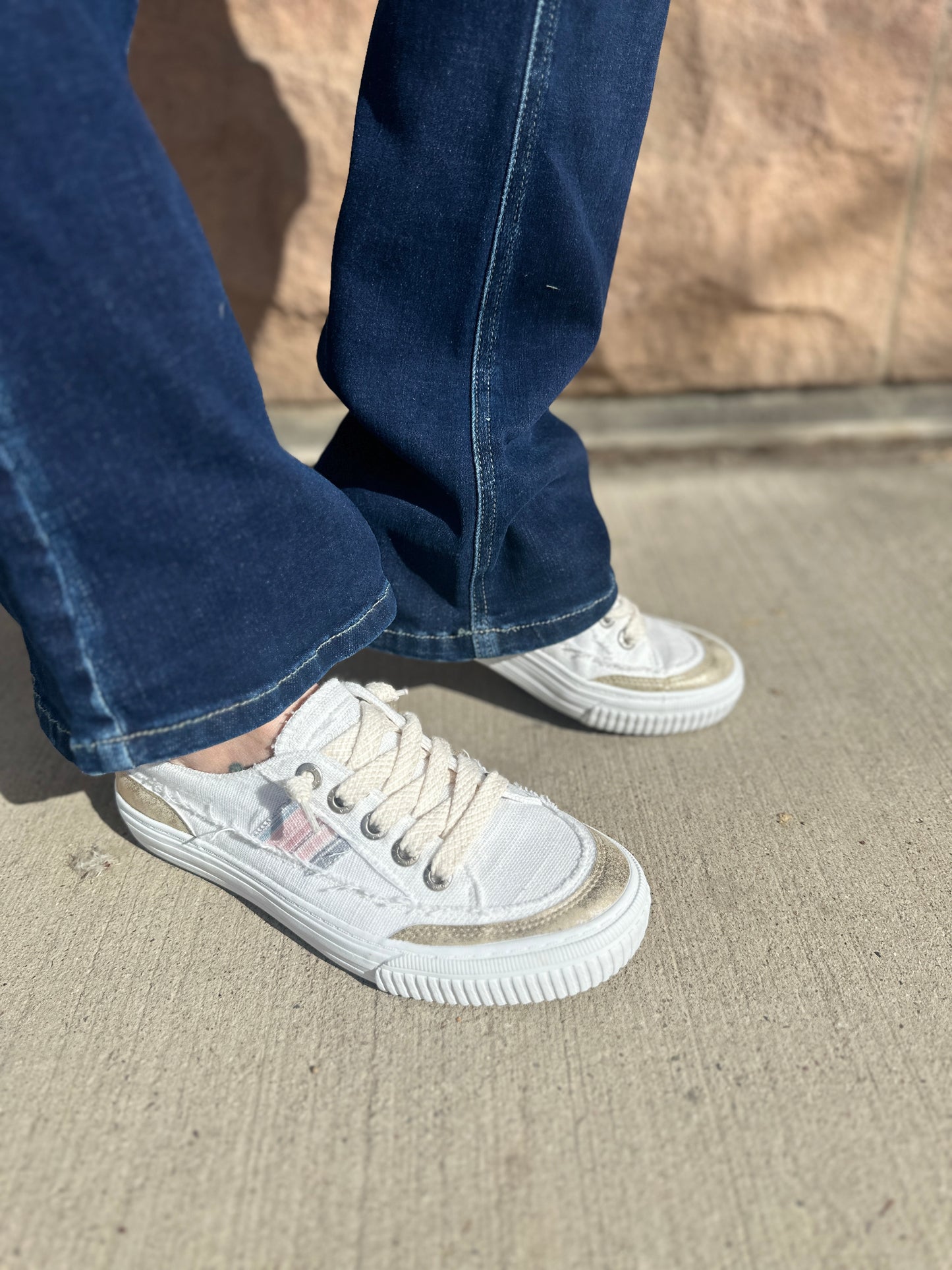 Multi Cozumel Sneaker