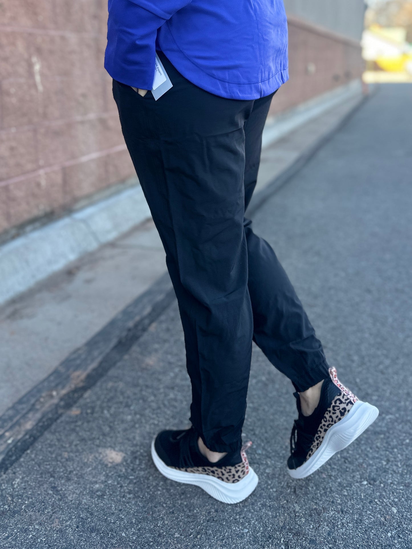 Cuffed Essential High Waist Joggers
