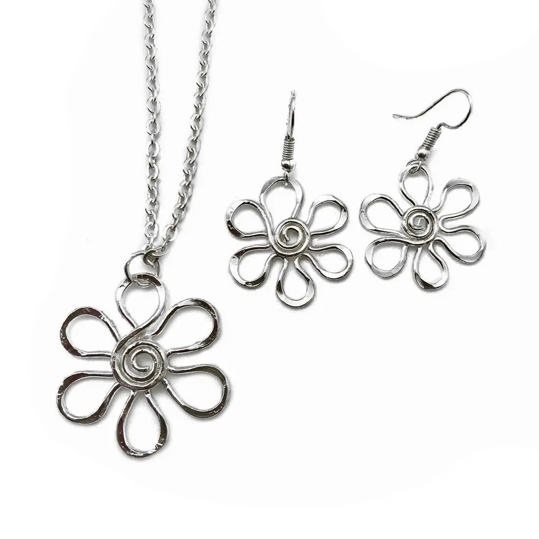 Silver Necklace with 3 Flowers