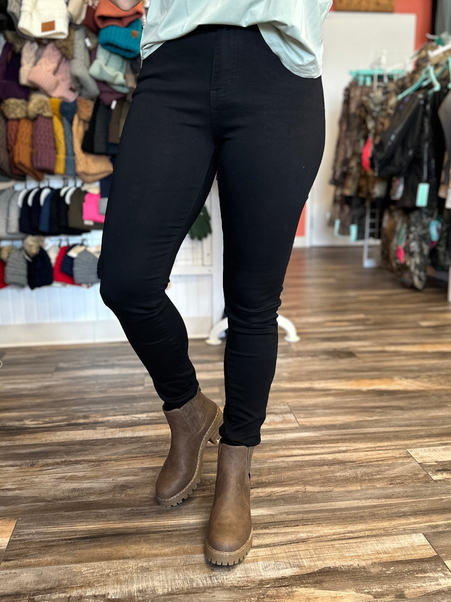 Black Tia High Rise Skinnies