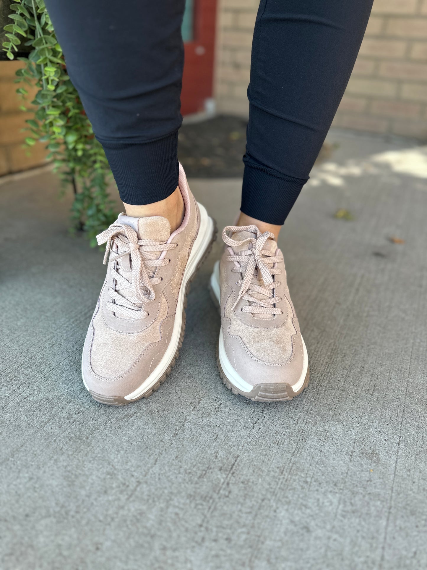 Taupe Luna Sneakers