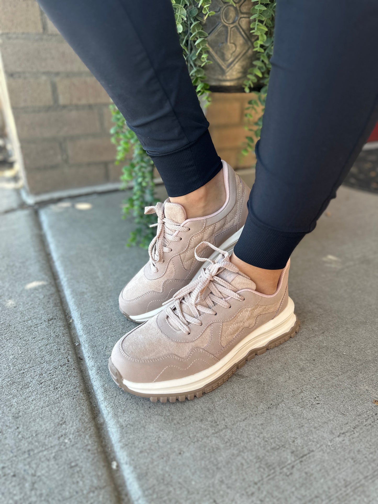 Taupe Luna Sneakers
