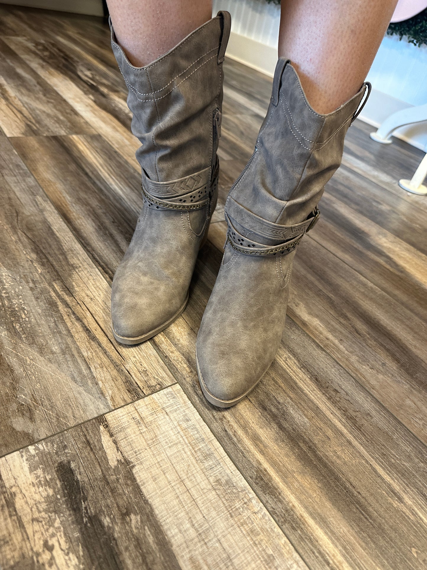 Simpson Stone Boot