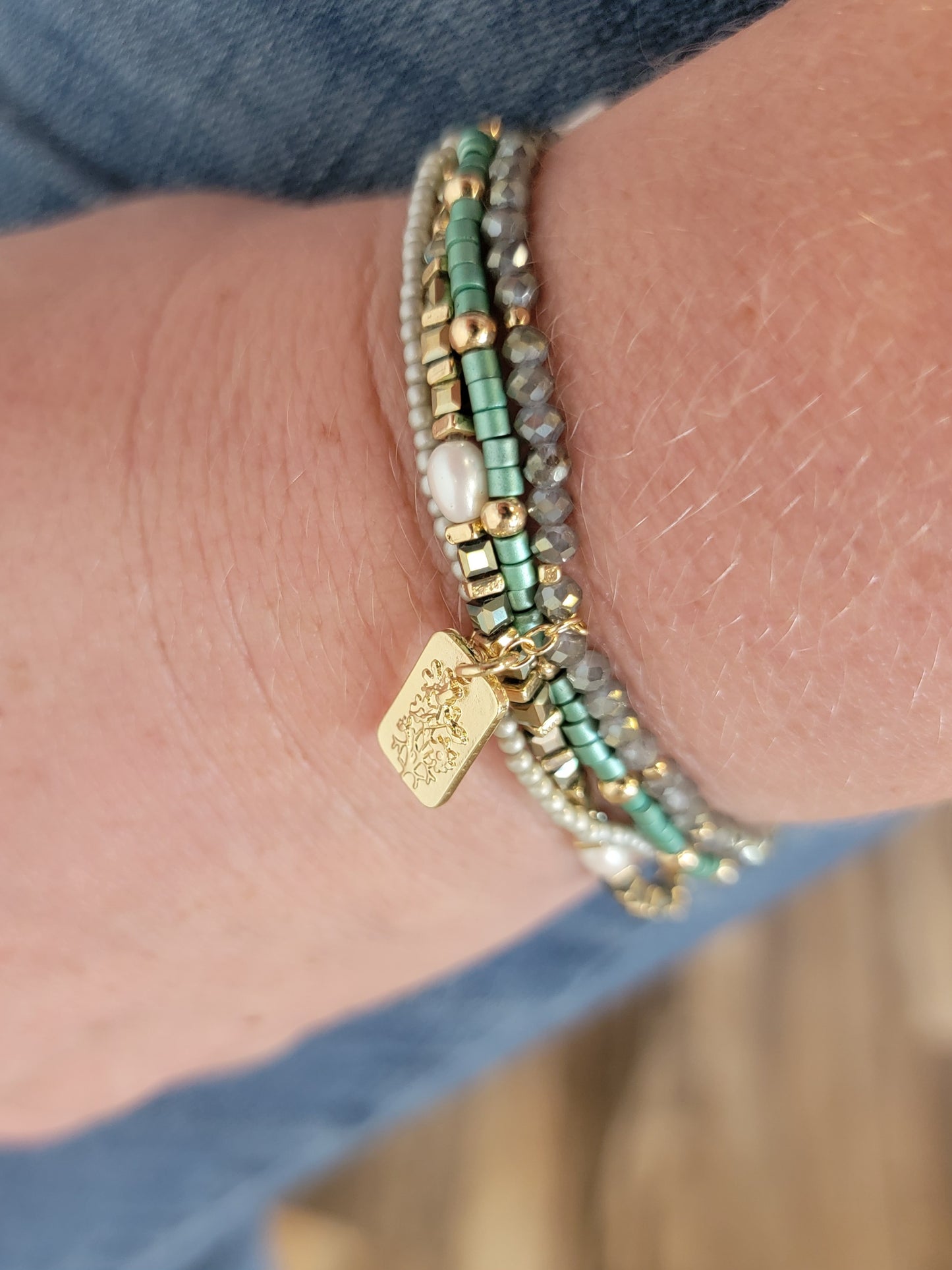 Stretch Green & Gold Beaded Bracelet