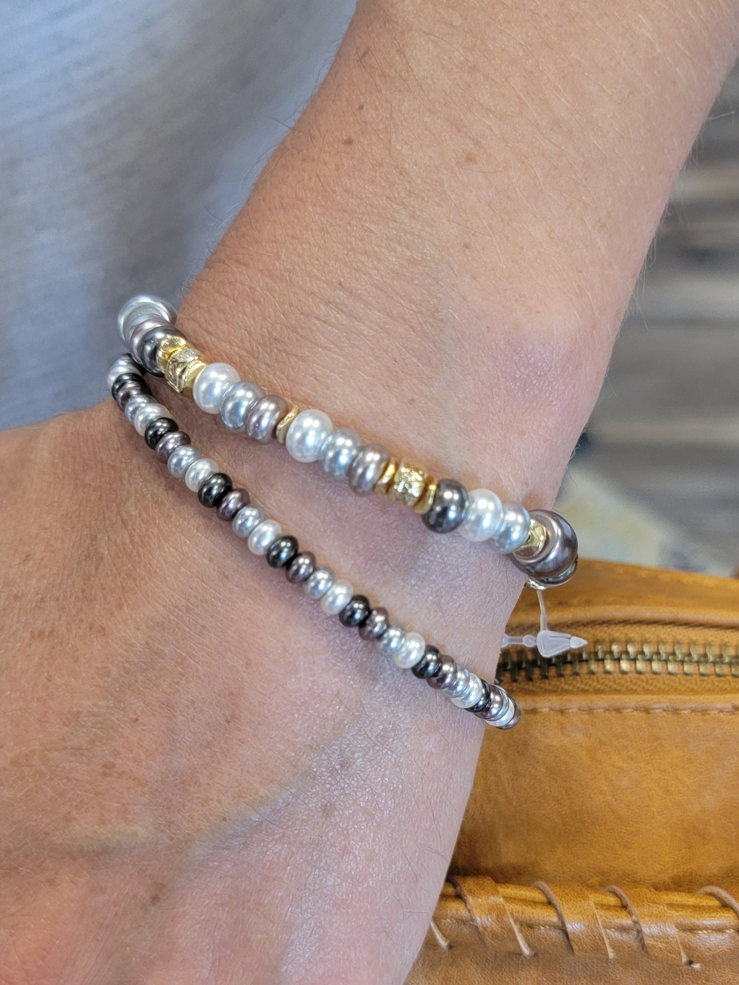 Stretch Pearl Bracelet