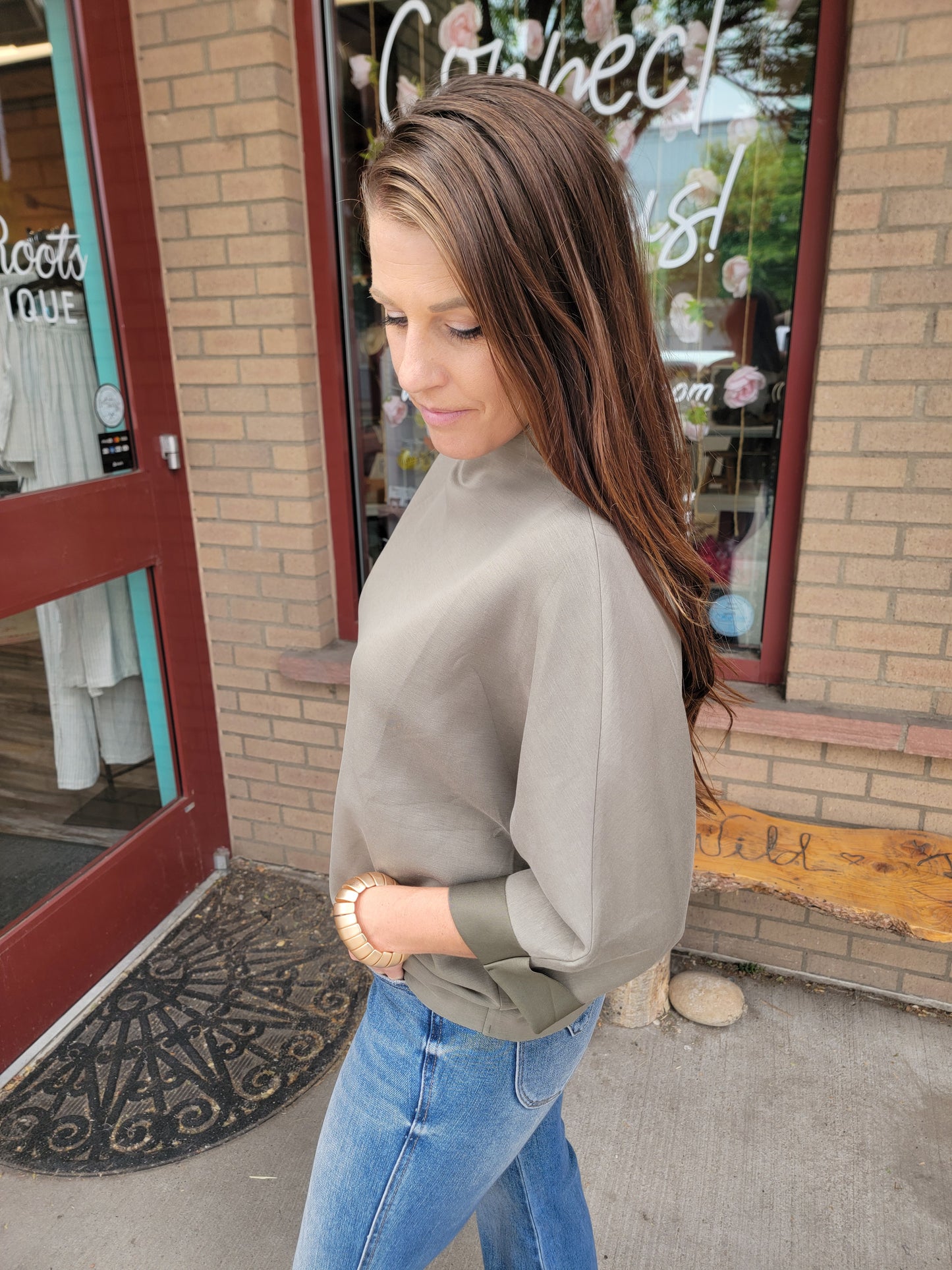 Mock Neck 3/4 Sleeve Shirt