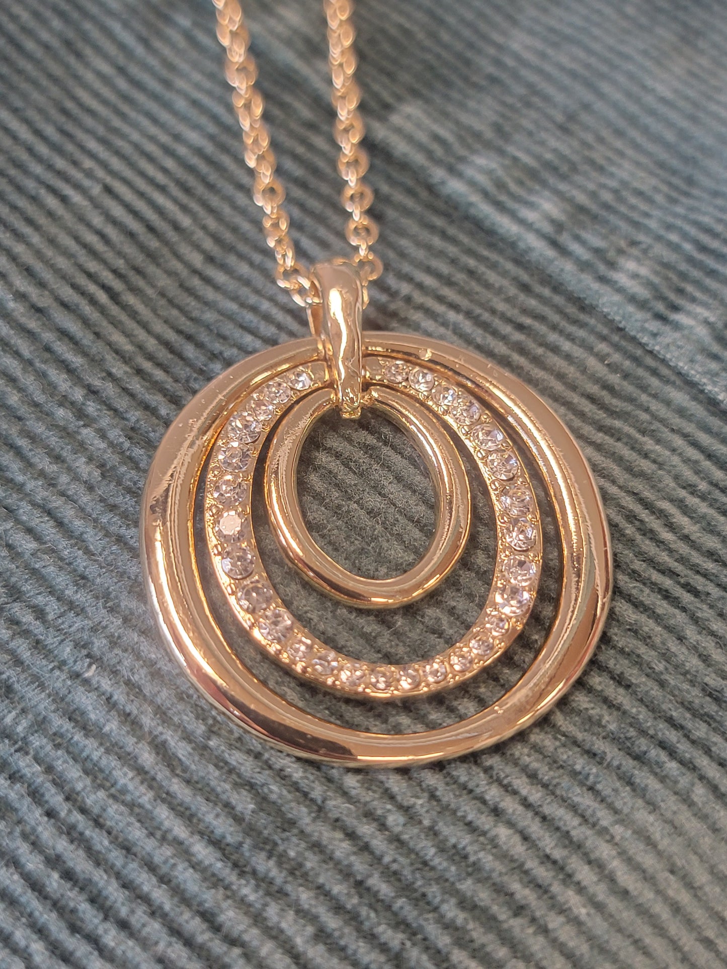3 Ring Gold Necklace