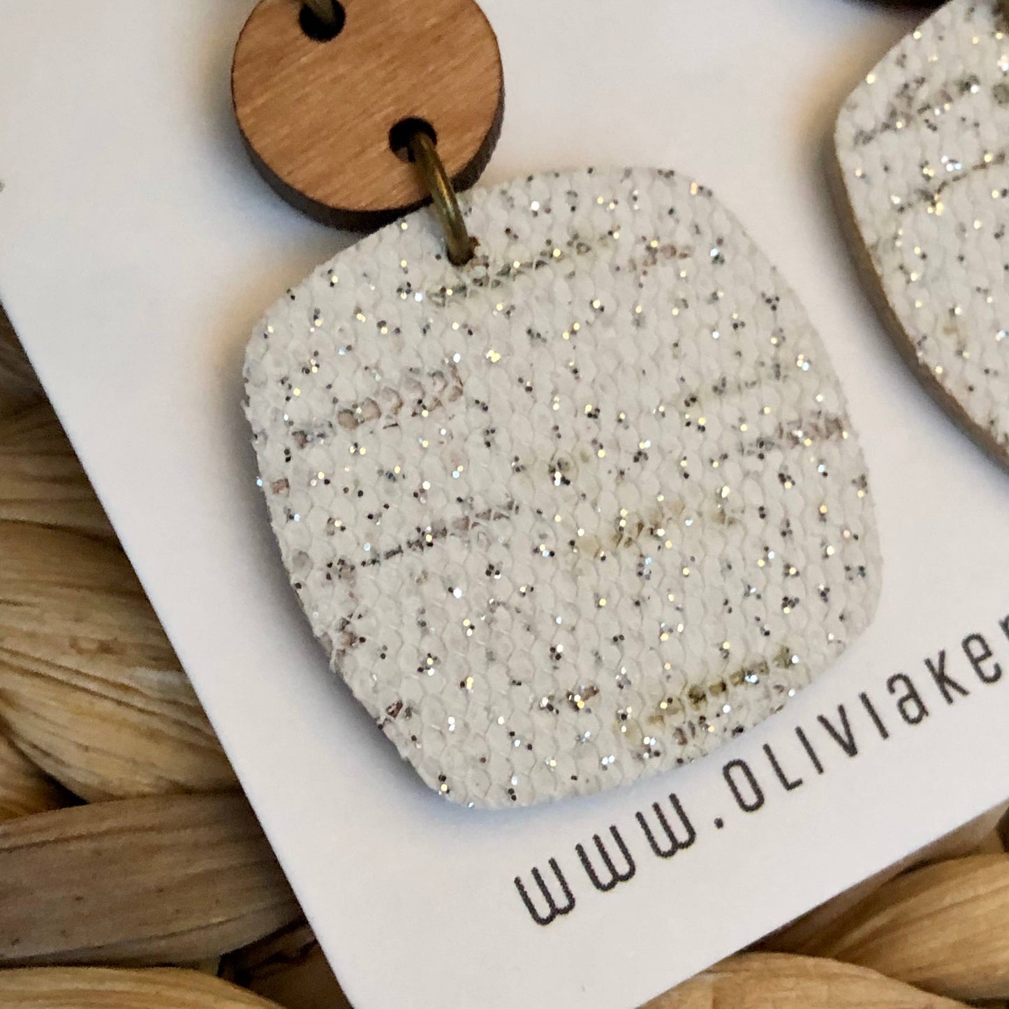 Nora - Sparkle White Birch