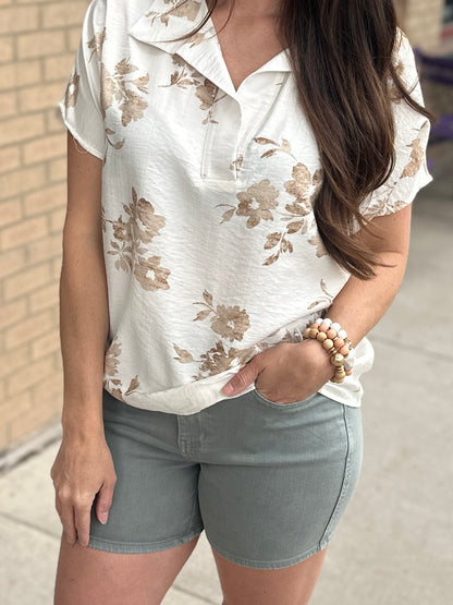 Mocha Floral Short Sleeve