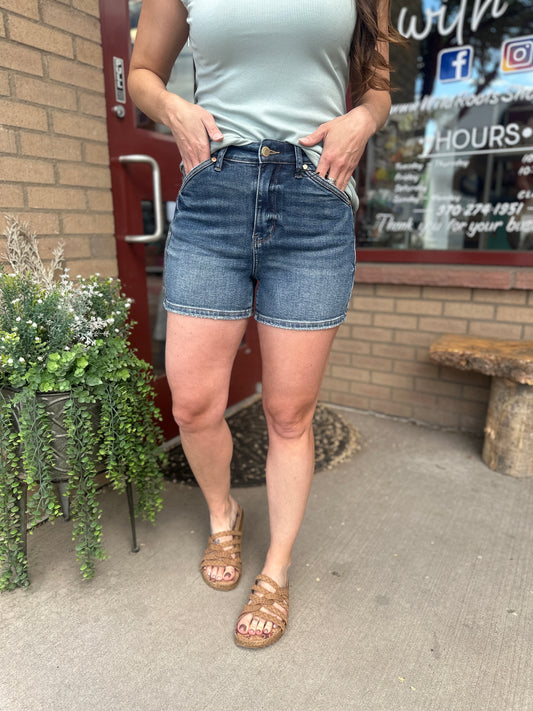 Dolly 2 Pocket Shorts