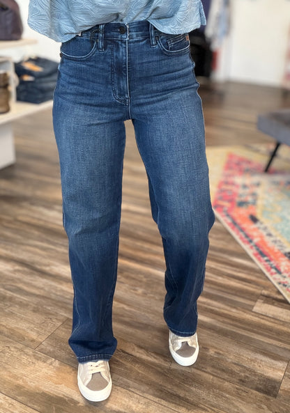 Dark Wash Straight Leg Jeans