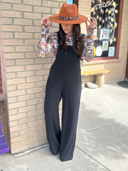 Ribbed Overall Jumpsuit