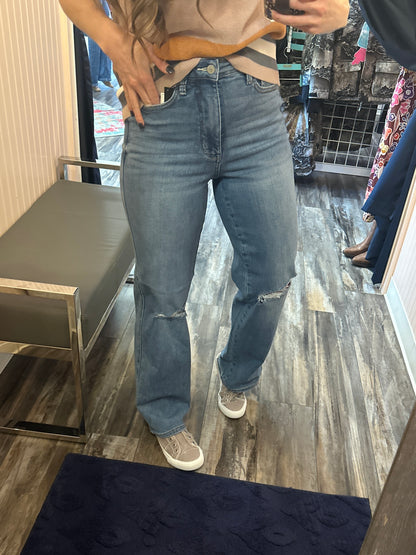 Judy Blue Lisa Straight Leg Jeans