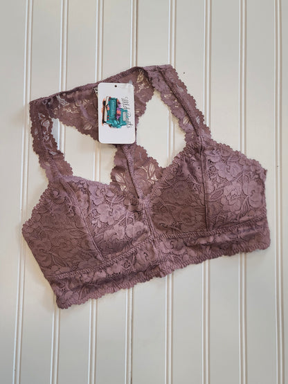 Racerback Scalloped Lace Bralette