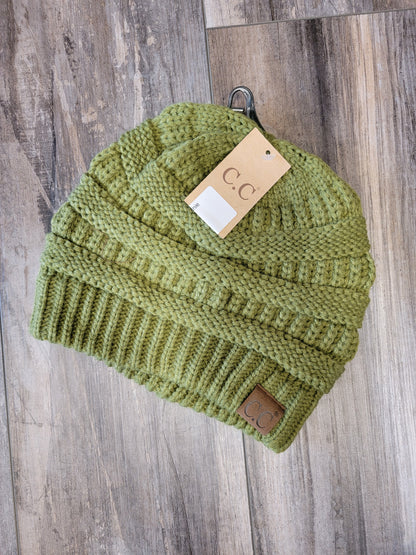 Solid Ribbed Knit C.C. Beanie