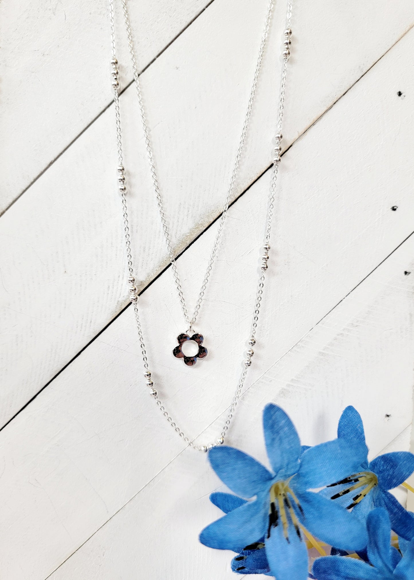Triple Dot Flower Beaded Layered Necklace