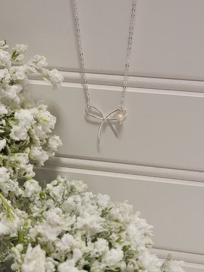 Silver Bow Necklace