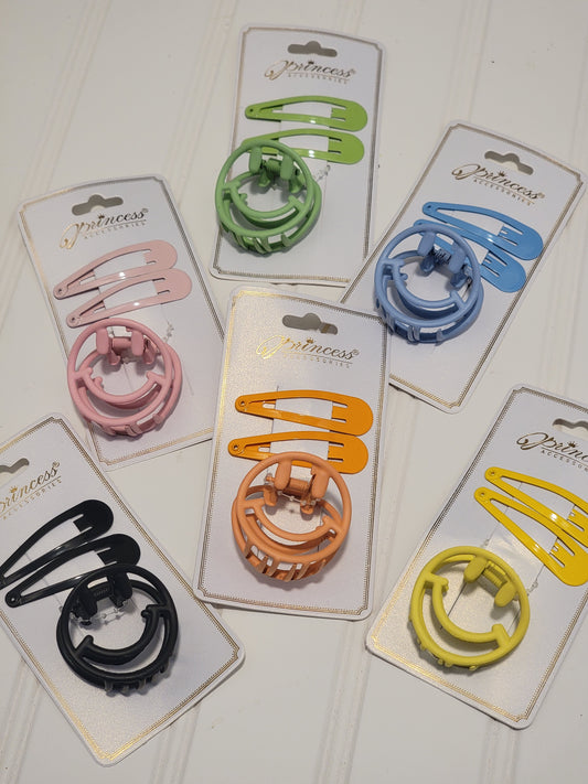 Smiley Face & Snap Clip Set