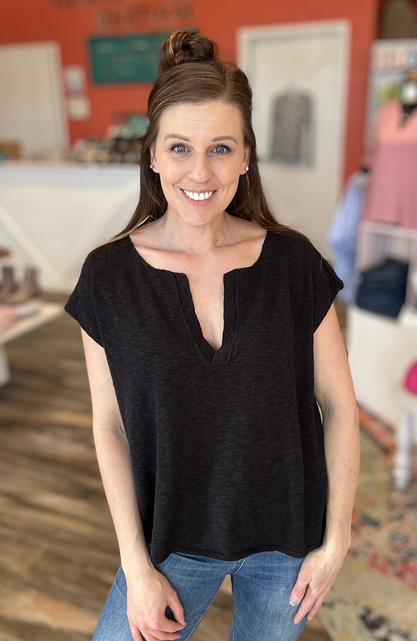 Knit V-Neck Sleeveless Top