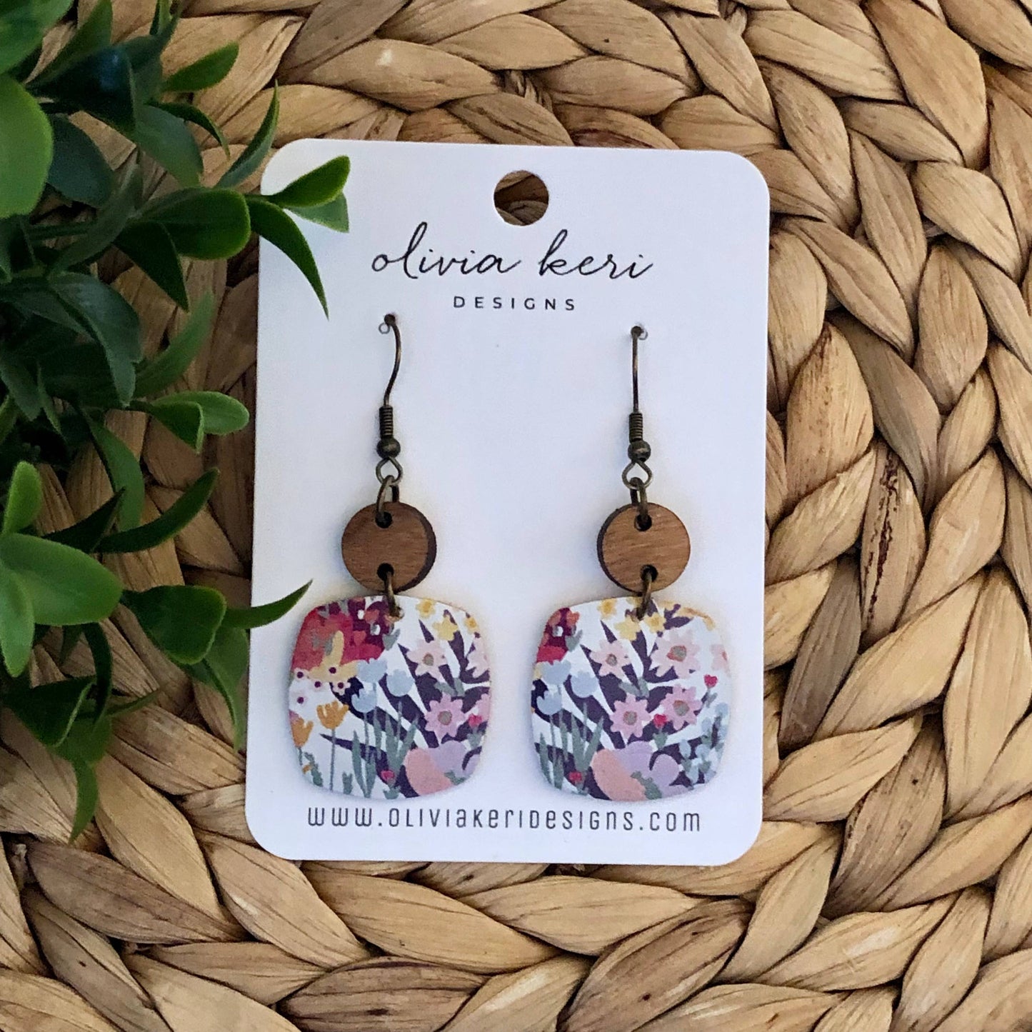 Nora - Southern Floral