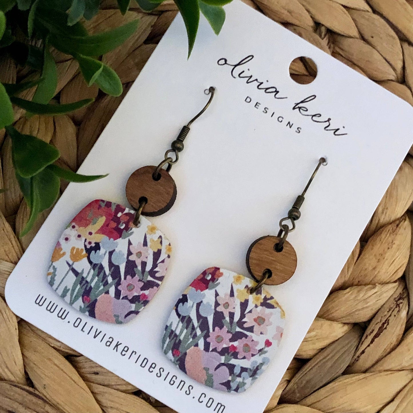 Nora - Southern Floral