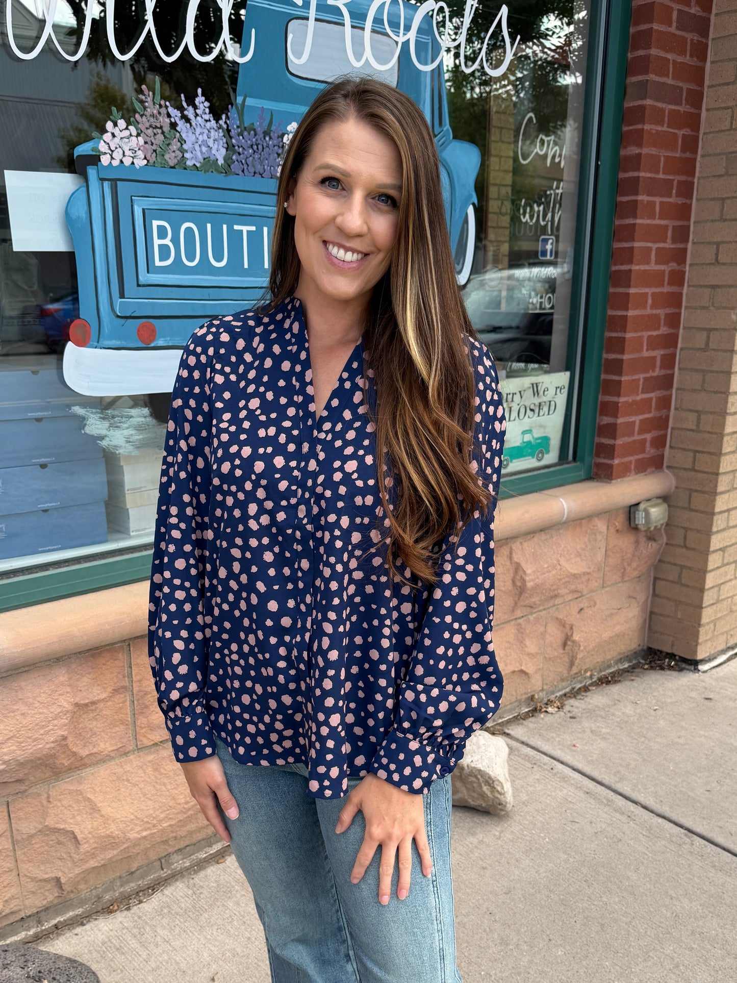 Suki V-Neck Printed Blouse