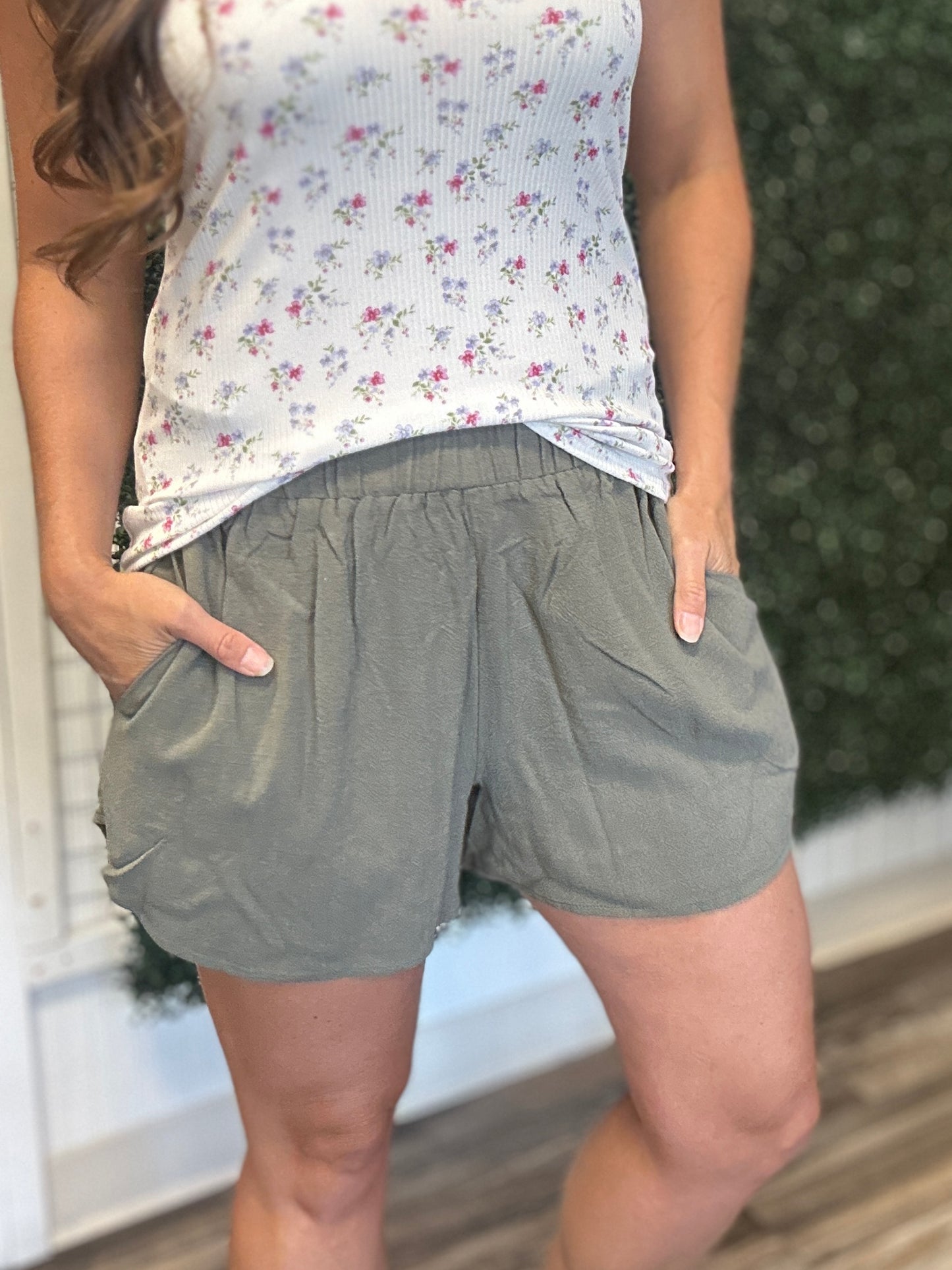 Ruffle Linen Shorts