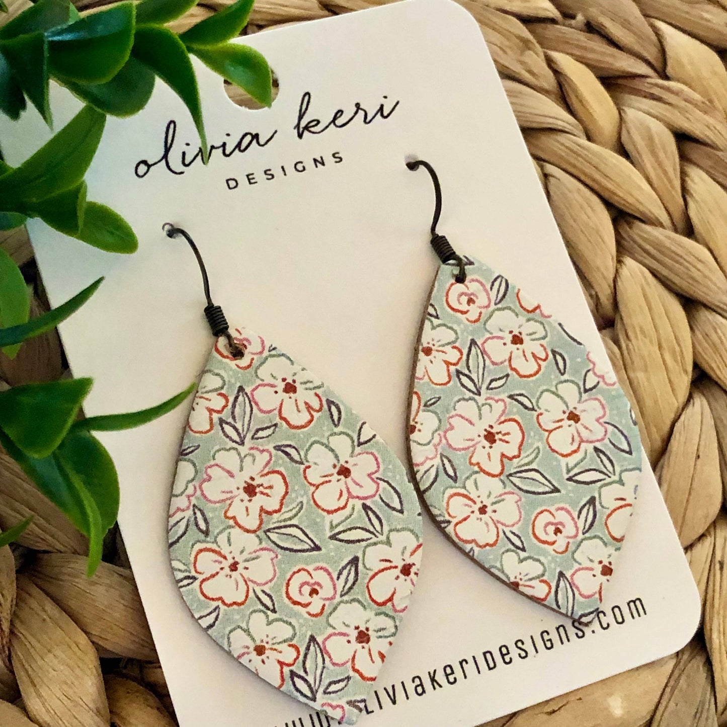 Olivia - Hawaiian Flowers