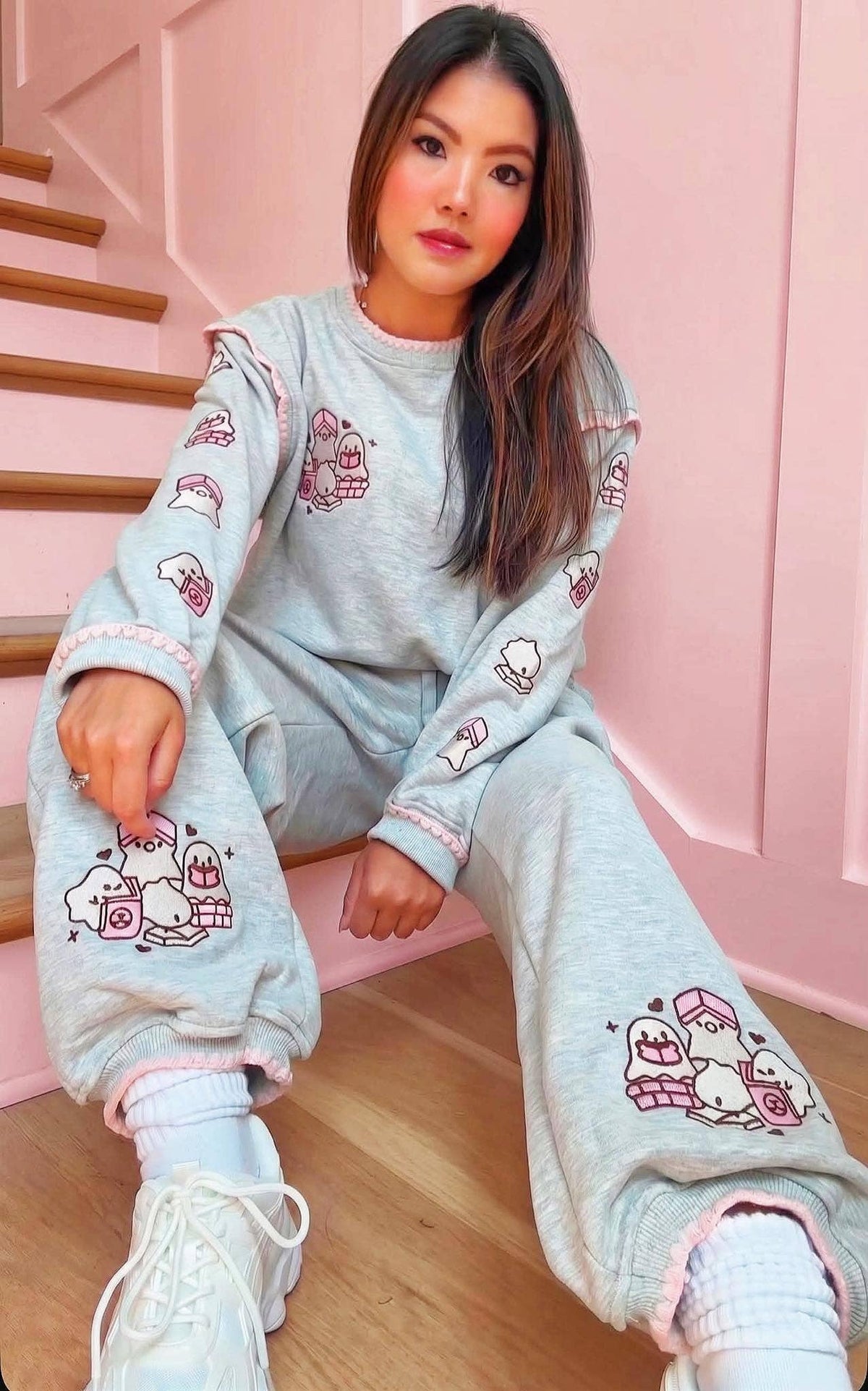 Pink Boo Book Club™ Sweat Set