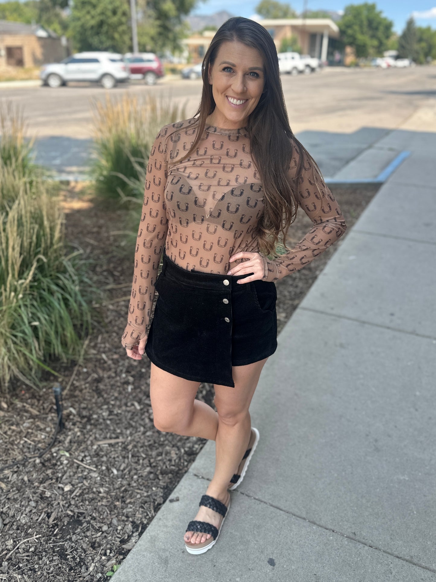 Horseshoe Mesh Top
