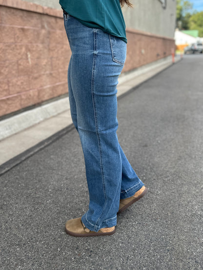 Callie High Waist Straight Jeans