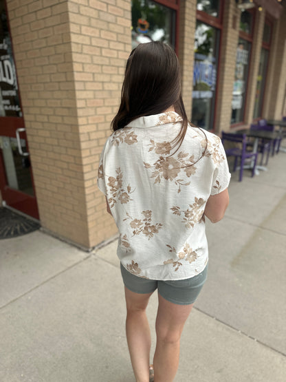 Mocha Floral Short Sleeve