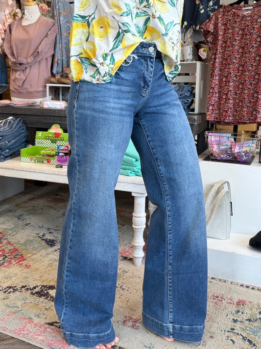 Lynn Mid Rise Wide Leg Jeans