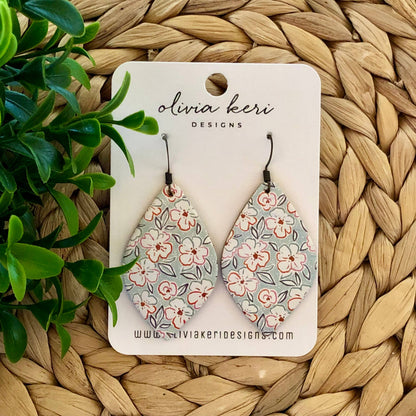 Olivia - Hawaiian Flowers