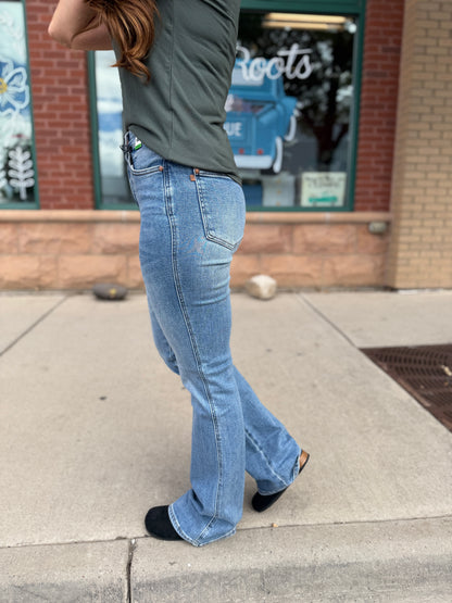 30" Daisy Bootcut Jeans